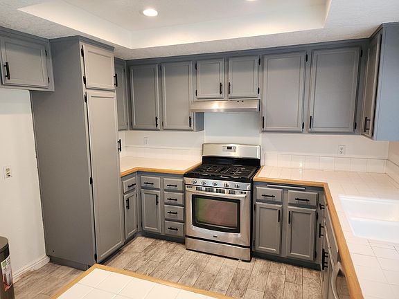 2nd image of 3511 Sweetwater St