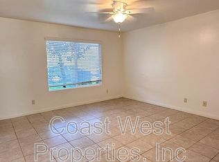 965 Laguna Dr APT 2, Carlsbad, CA 92008