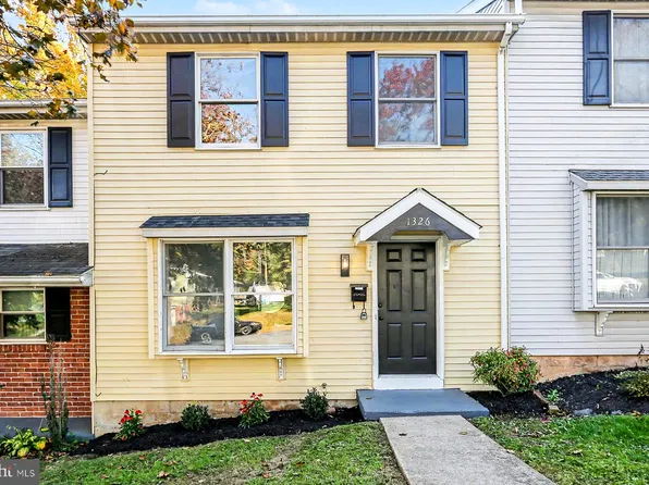 1326 S Mount Joy St, Elizabethtown, PA 17022
