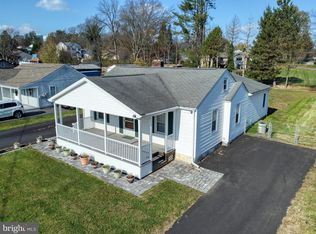 11 Locust Rd, Wilmington, DE 19808