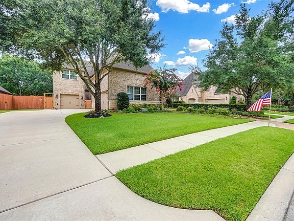 3rd image of 204 Anderson Ranch Ln
