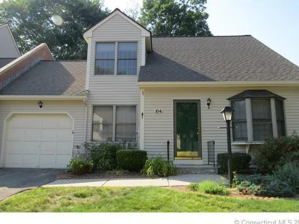 104 Carriage House, Enfield, CT 06082
