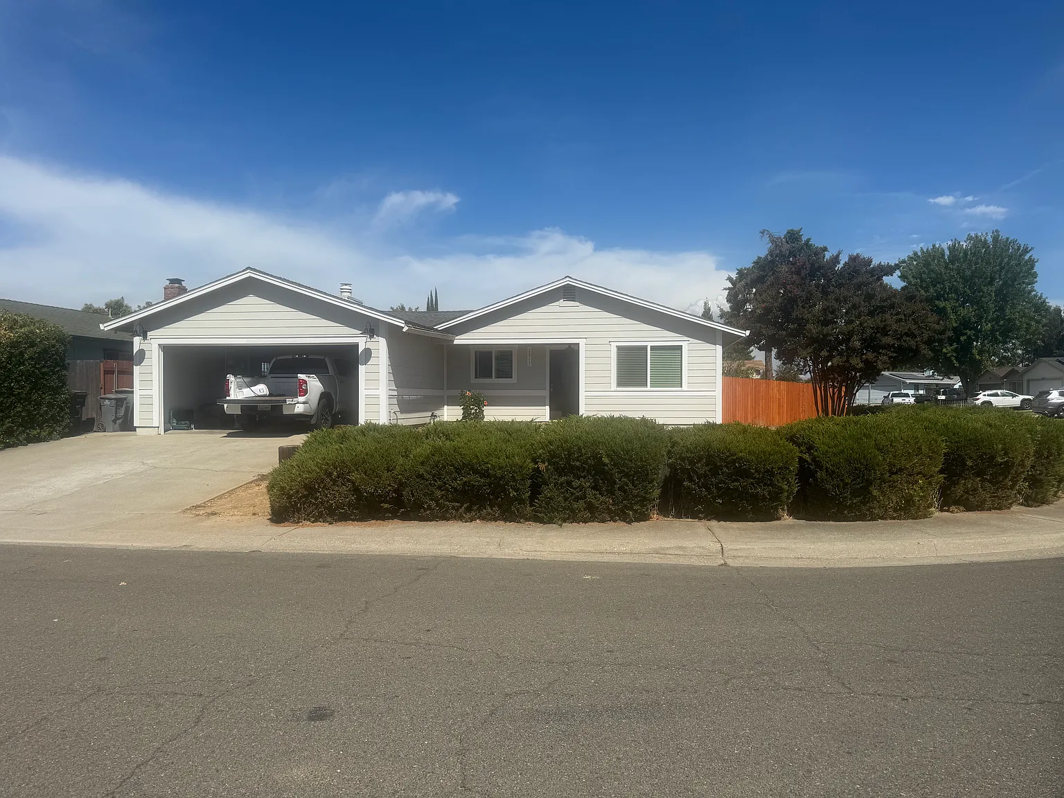 2215 Fir St photo 1