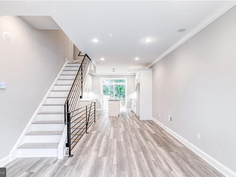 1st image of 2123 N Orianna St