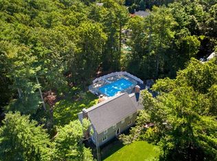 4 Deepwoods Dr, Mattapoisett, MA 02739