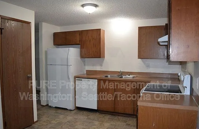 5031 S Orchard St #D — Photo 4