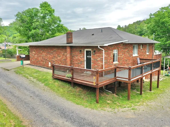 801 Lower Pine St, Grantsville, WV 26147