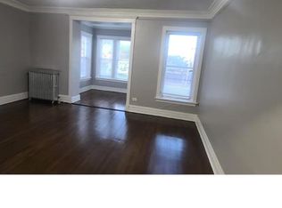 2017 E 72nd St #3W, Chicago, IL 60649