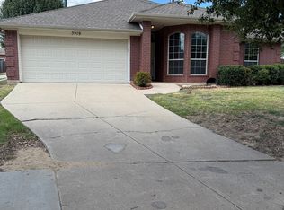 3919 Canton Ct, Denton, TX 76208