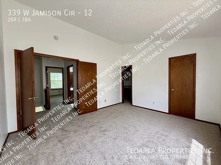 339 W Jamison Cir #12 — Photo 9