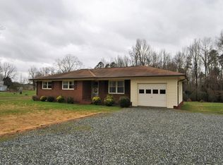 7706 E Washington St, Mebane, NC 27302
