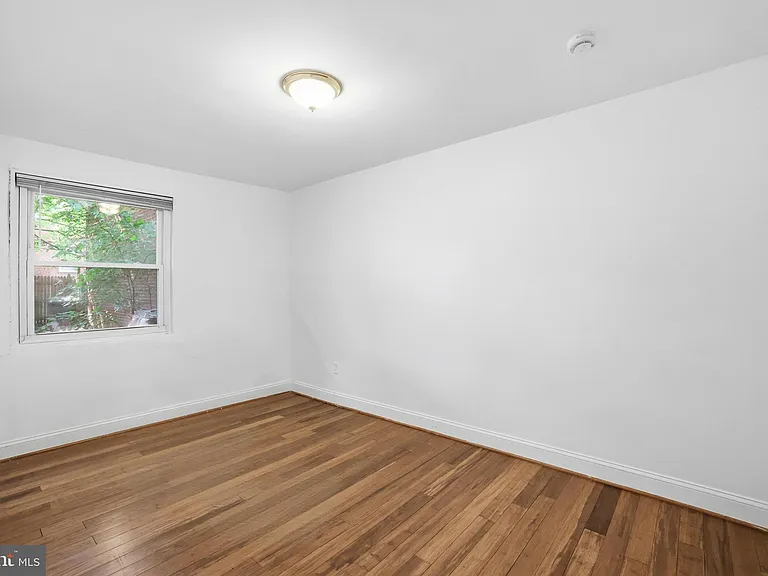 1701 Montello Ave NE #B — Photo 13