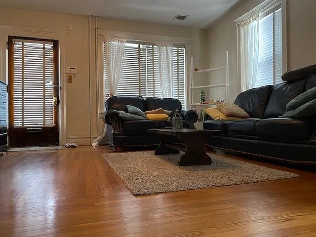 420 Fillmore St — Photo 2