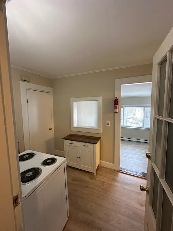 28 Russell St — Photo 4