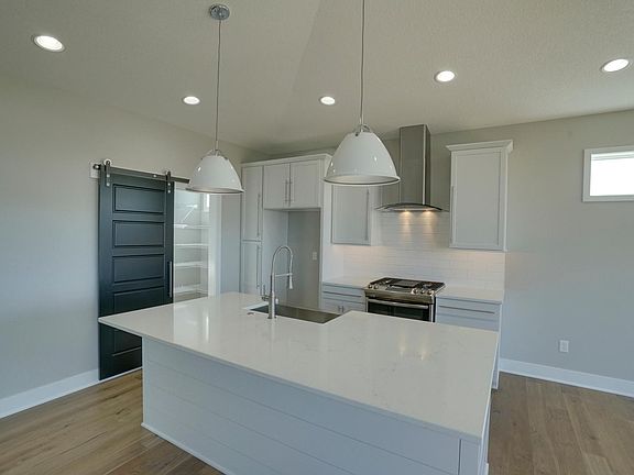 4th image of 1479 S Arrowleaf Ln