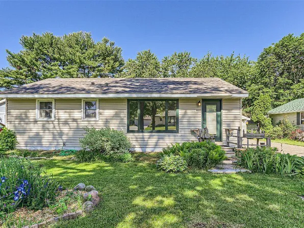 172 Greystone Ave N, Oakdale, MN 55128