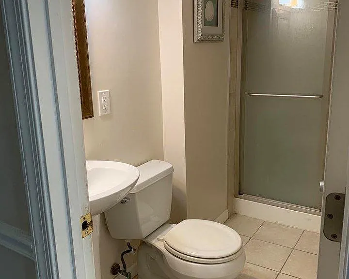 14363 Berkshire Dr — Photo 13