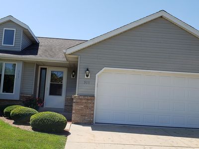 311 Scenic Ct, Slinger, WI, 53086
