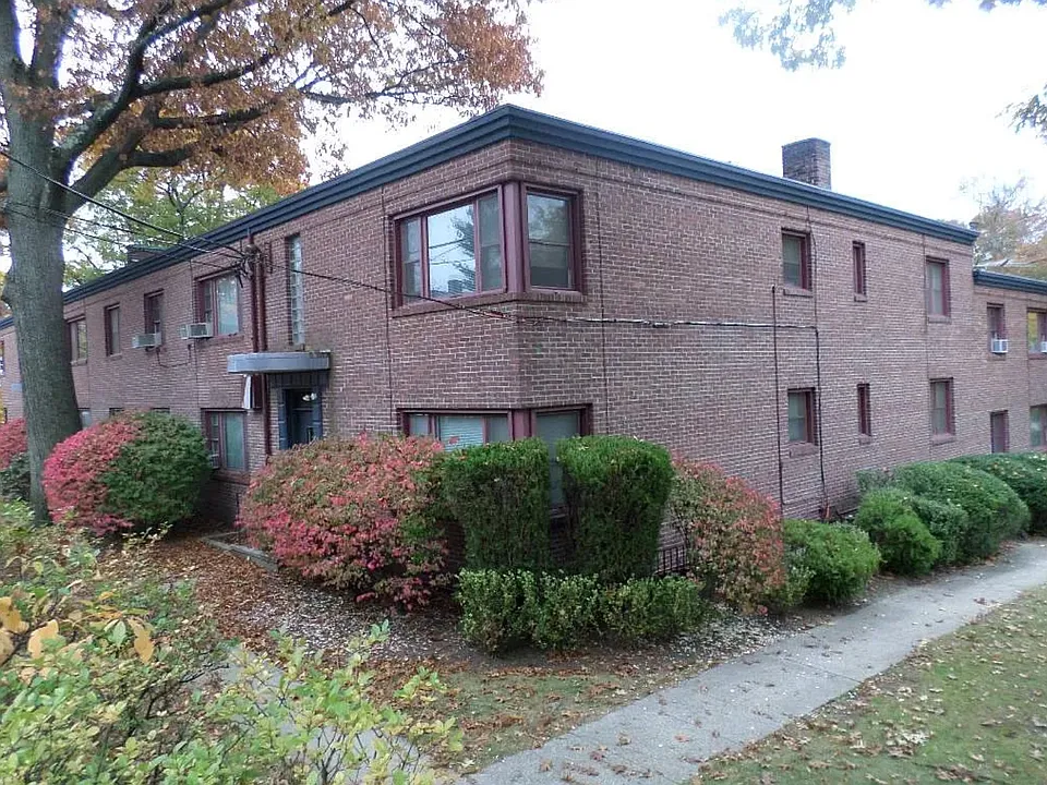 213 Medway St #5A