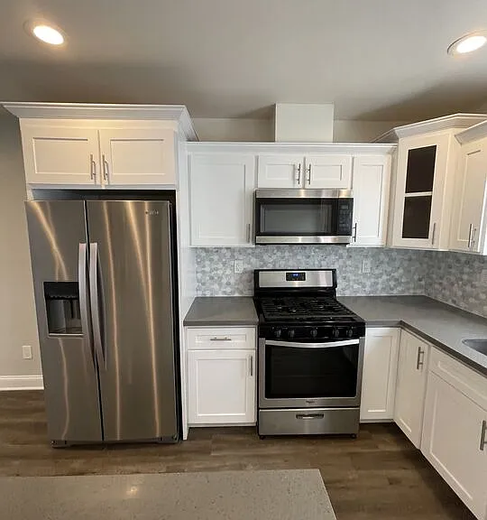 4710 Maplewood Ave — Photo 10