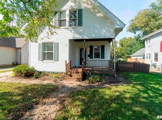 1011 1/2 Summer St, Pekin, IL