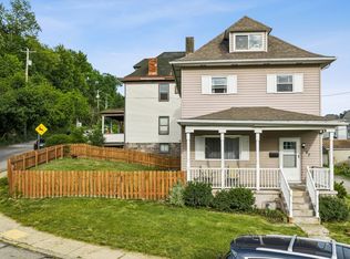 97 Berry St, Pittsburgh, PA 15205