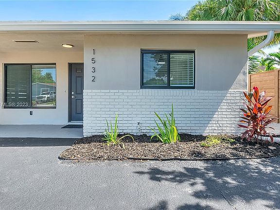 3rd image of 1530 SW 22nd St #2