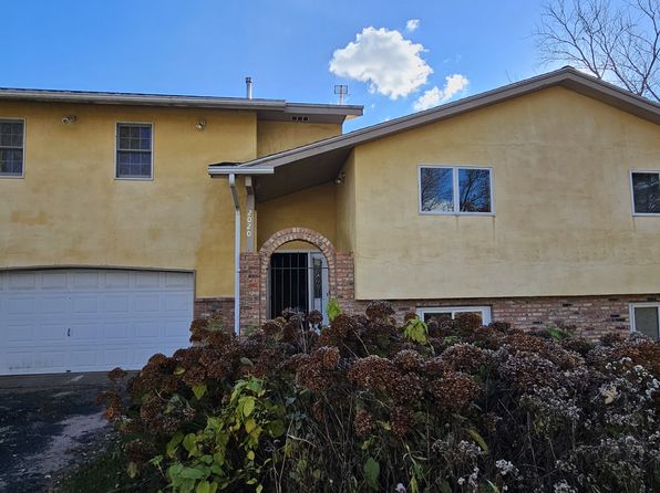 2020 Crosstown Blvd NE