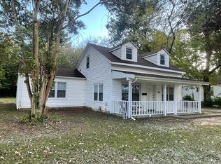 208 Eastwood Dr, Newport News, VA 23602