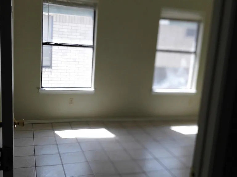 908 W Cherokee Ave — Photo 6