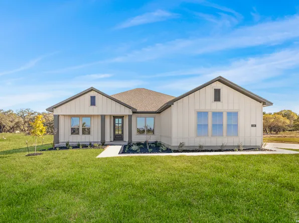 139 Pradera Ridge, Floresville, TX 78114