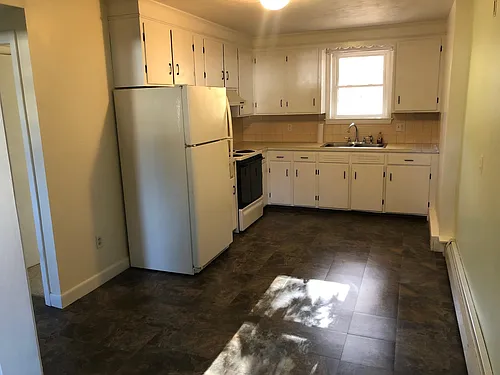 94 Maple St #E Photo 1