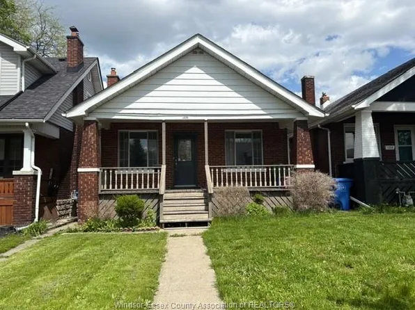 1370 Bruce Ave, Windsor, ON N8X 1X4