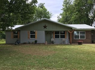 904 Jane St, Queen City, TX 75572