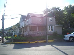 99 E Main St, Richwood, WV 26261