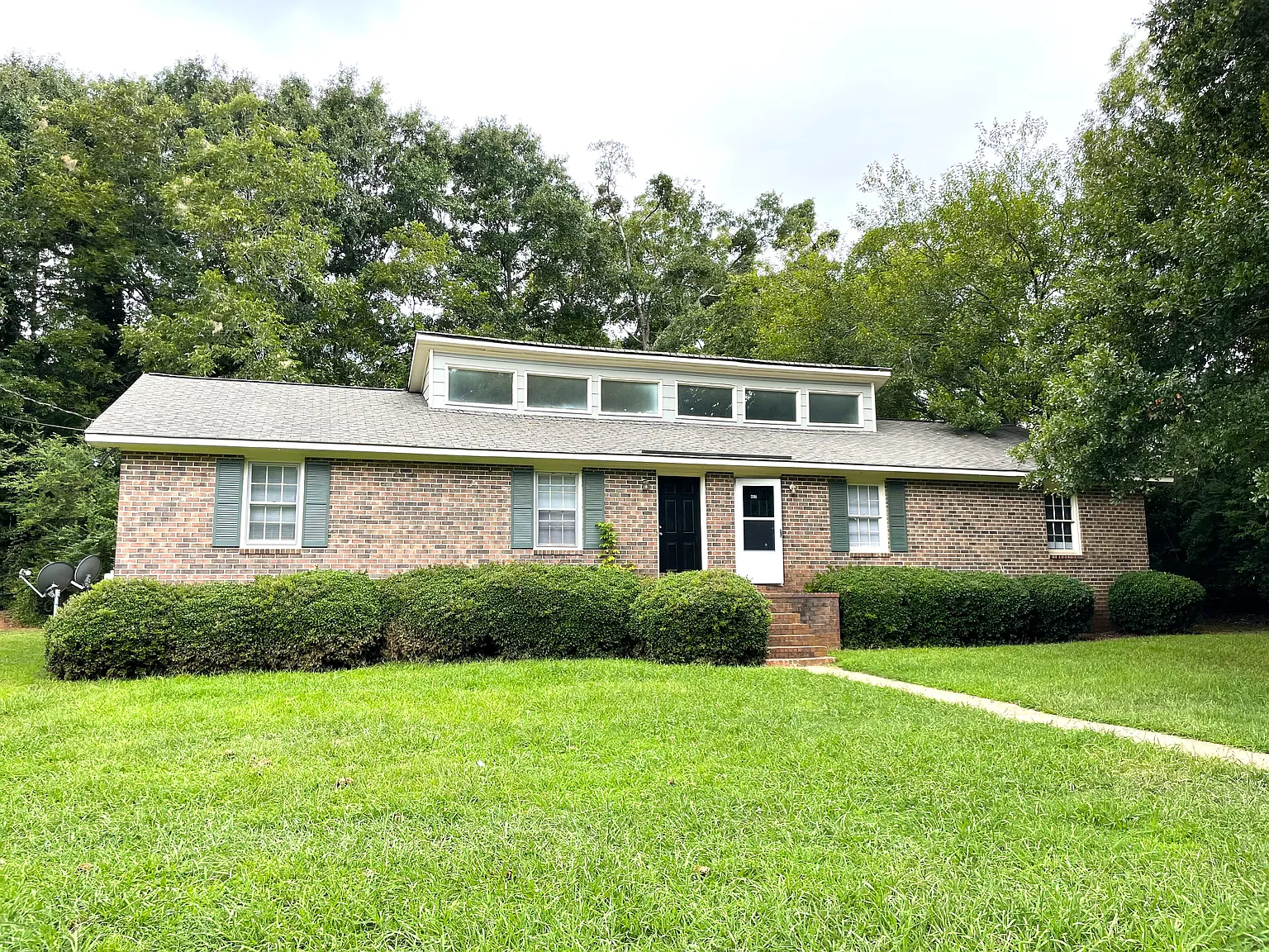 2 bed, 971 sqft, $1,175 — Photo 1