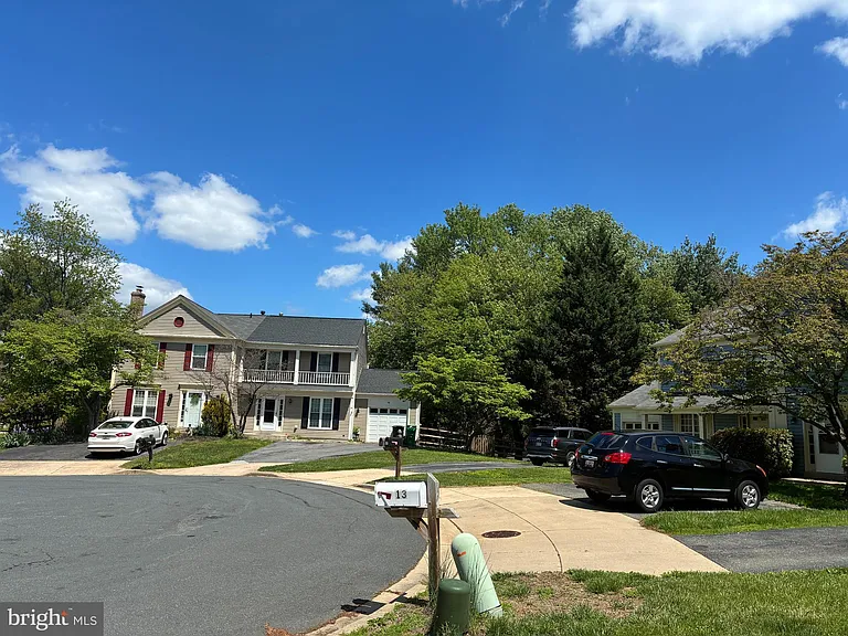 11 Noblewood Ct — Photo 46