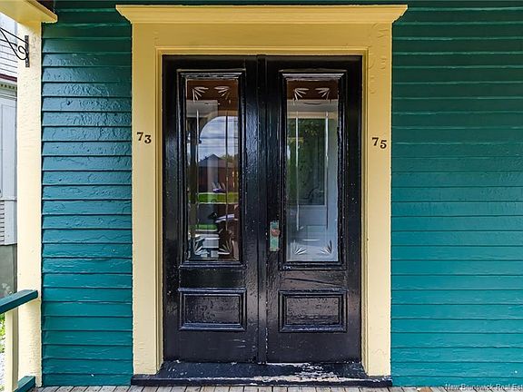 3rd image of 75 Clarendon St #73