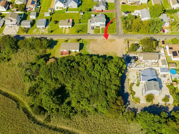 103 Oak Ave, Villas, NJ 08251