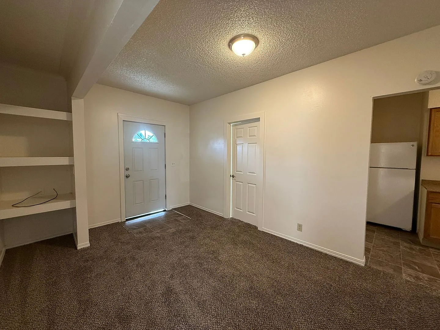 771w7 — Photo 3