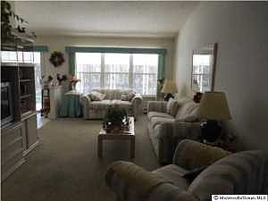 2nd image of 350 Jamaica Blvd