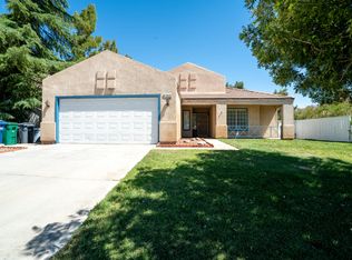 2827 Cloverdale Ct, Palmdale, CA 93551