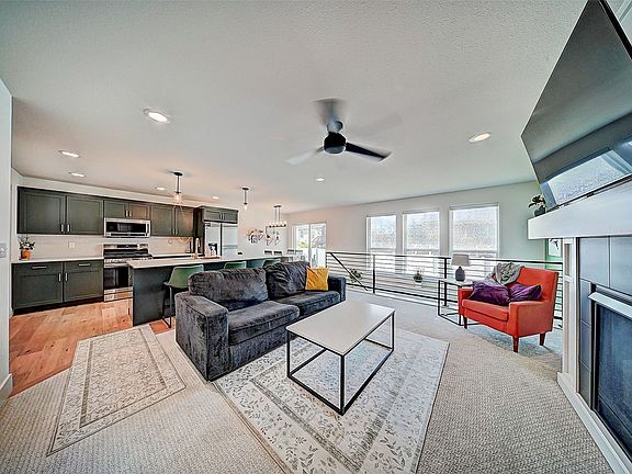 3rd image of 8809 Middlebury Ct NE