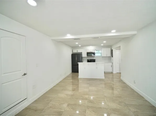 2205 A Isaacs Avenue, West Palm Beach, FL 33407