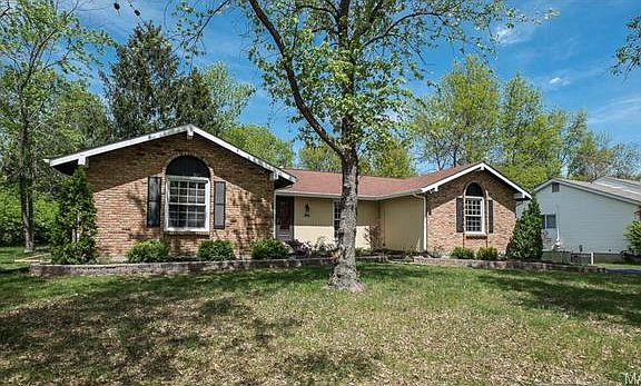 2nd image of 15695 Cedarmill Dr