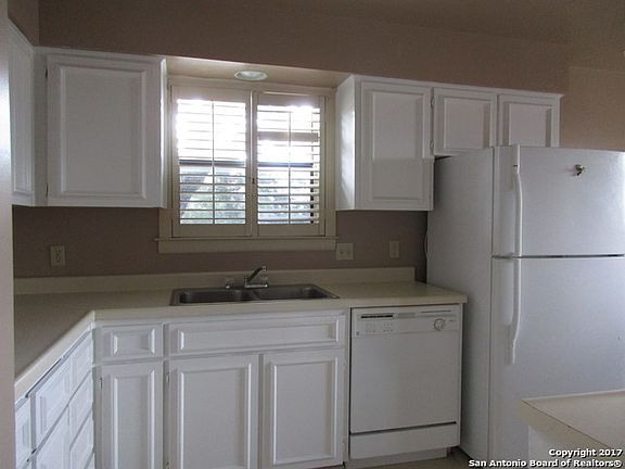 5th image of 165 W Rampart Dr APT 402