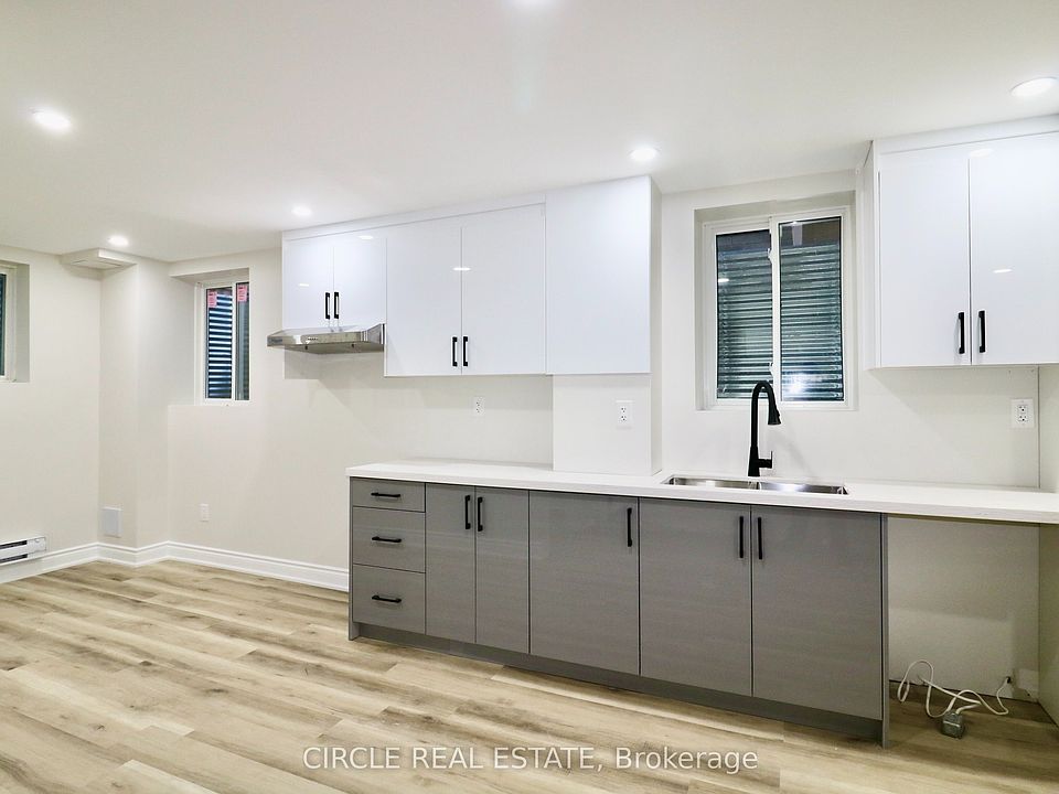 1st image of 59 Phoenix Blvd #1