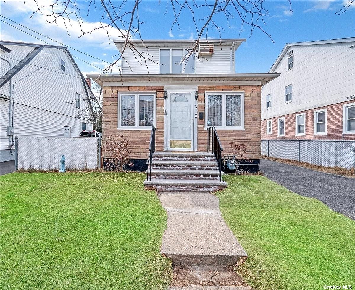 35 S 16th Street, New Hyde Park, NY 11040 Zillow