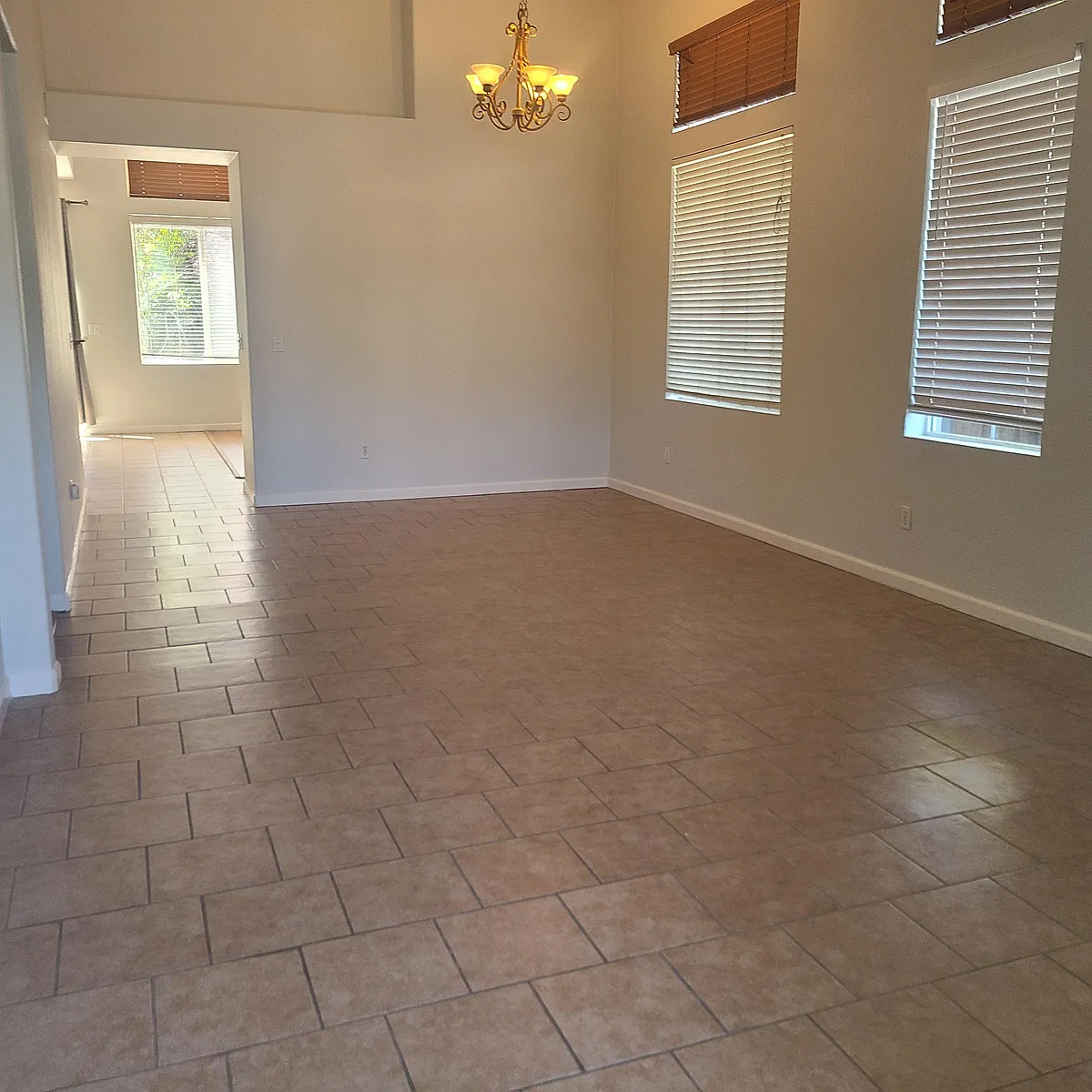Building Photo - 610 Wassen Ct