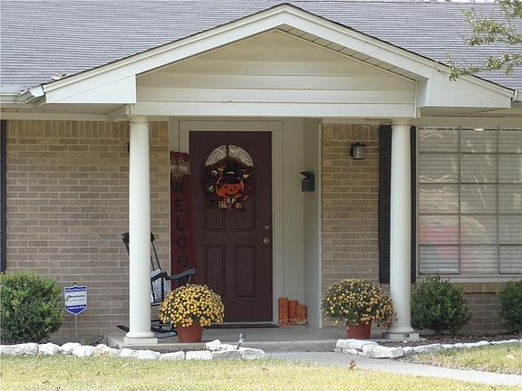 2nd image of 3207 S Keaton Ave